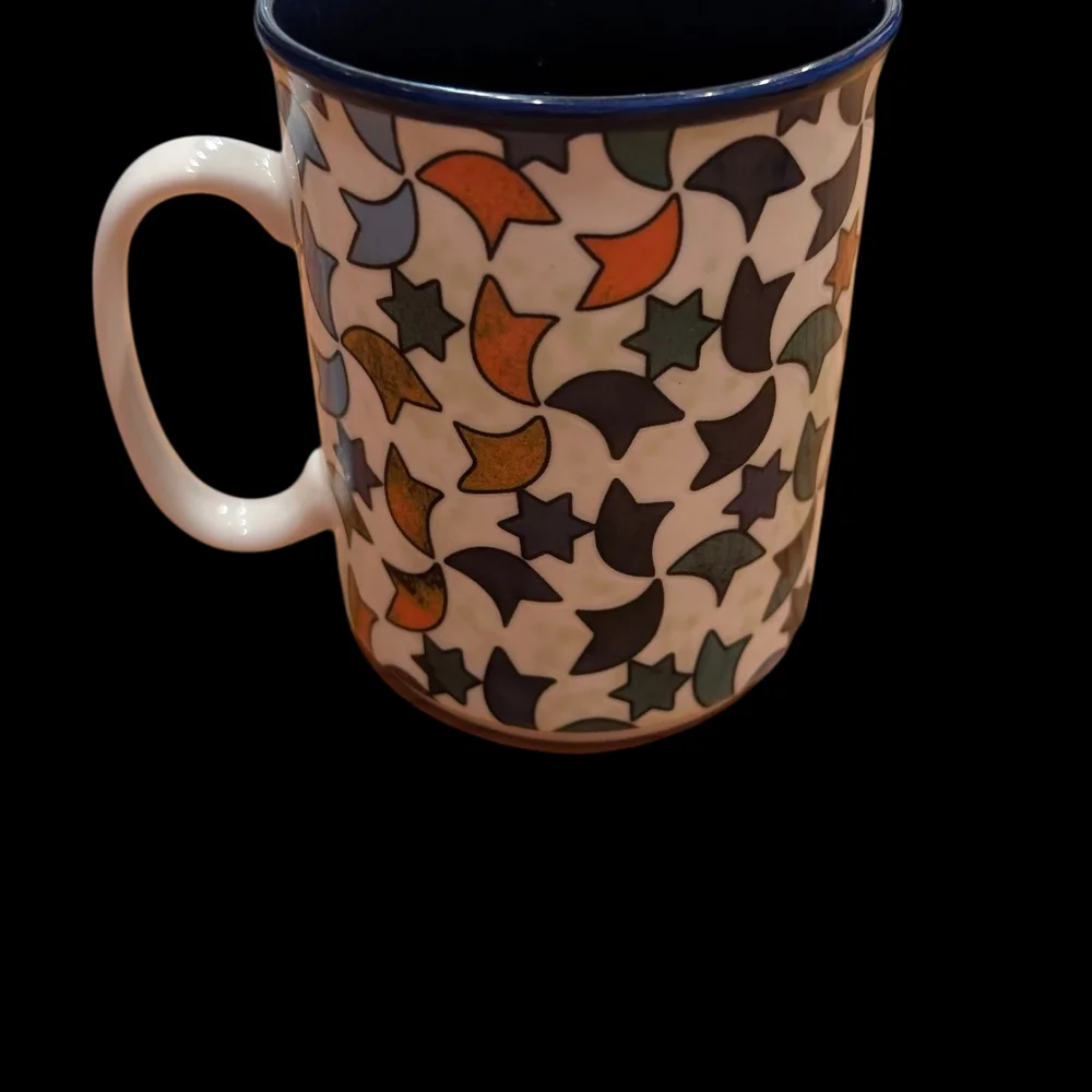 Multicolor Star Pattern Mug - Picture 2 of 7